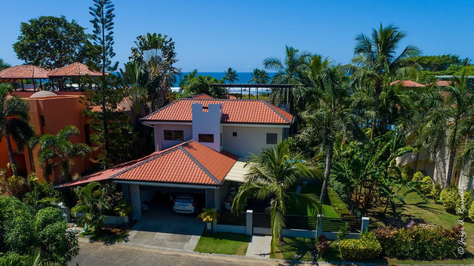 HERMOSA PALMS 4 BEDROOM HOME